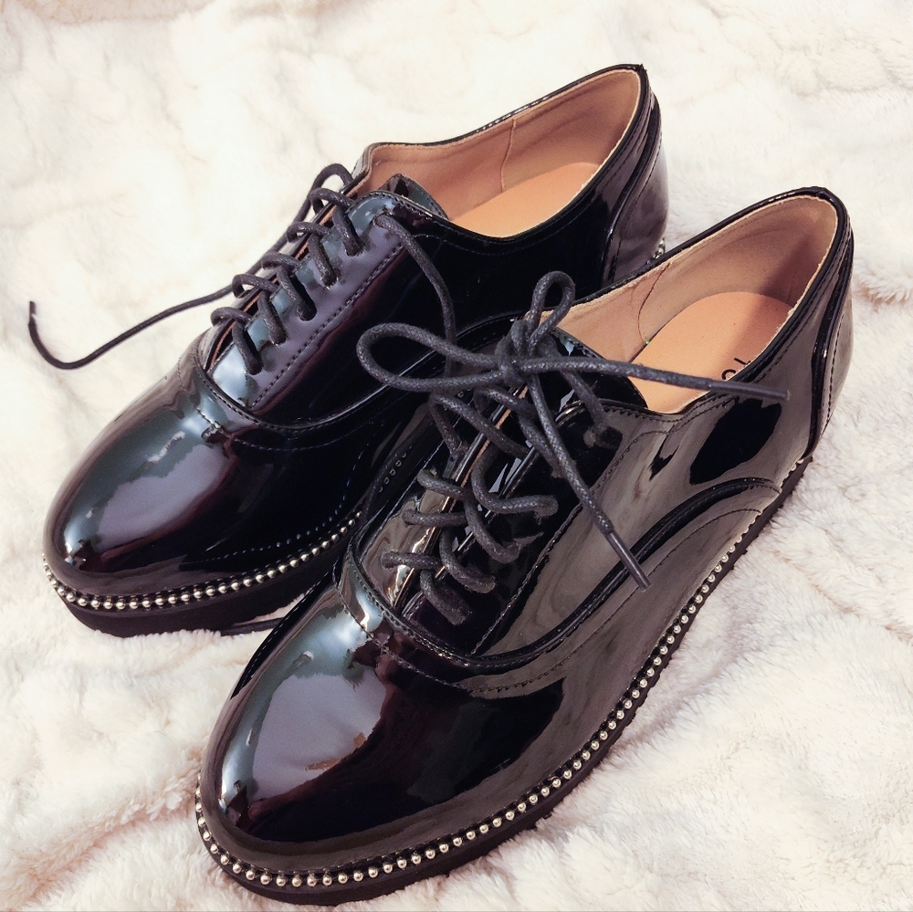 Torrid Size 10WW Black Platform Oxford Shoes